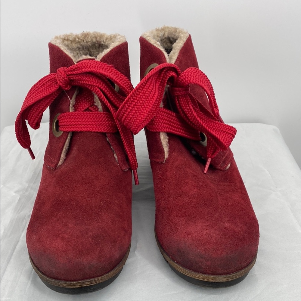 Bos & Co Suede Lace Up Heeled Bootie Women's Size 9.5